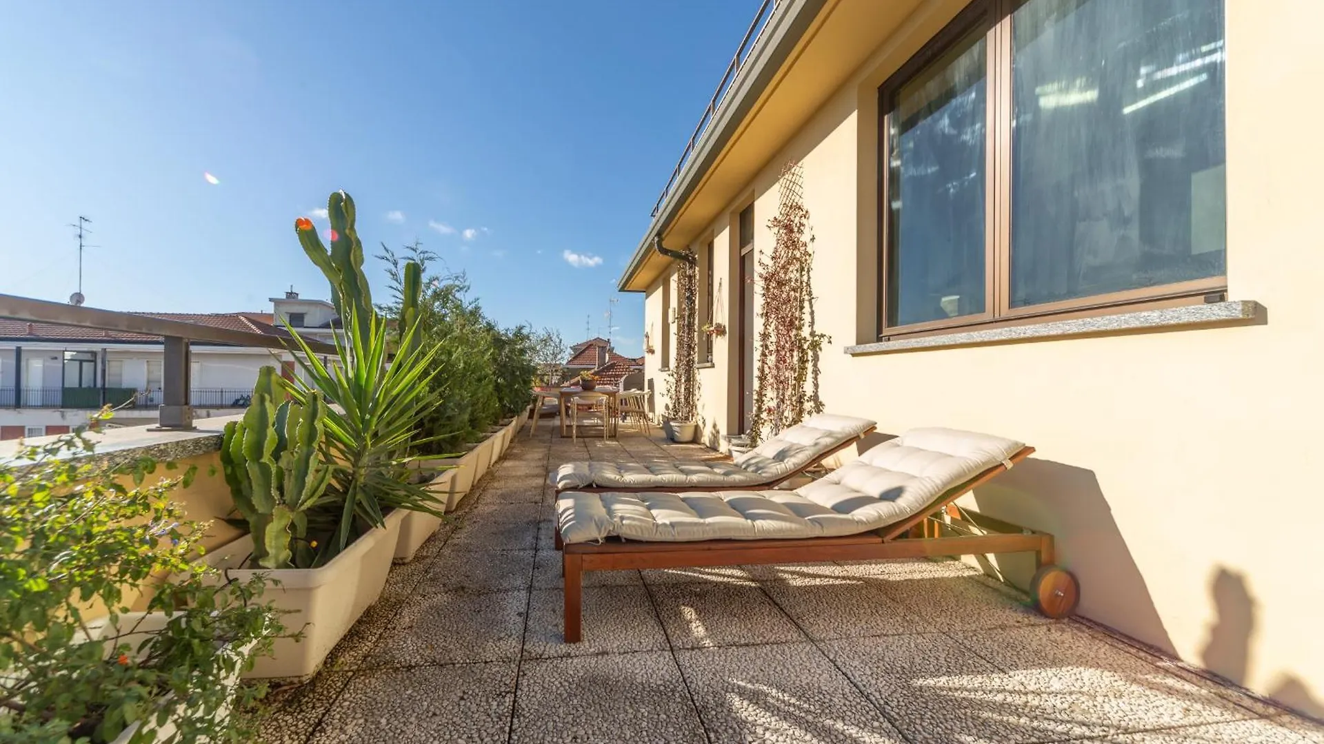 Lejlighed Casa Madera With Lovely Terrace Milano Italien