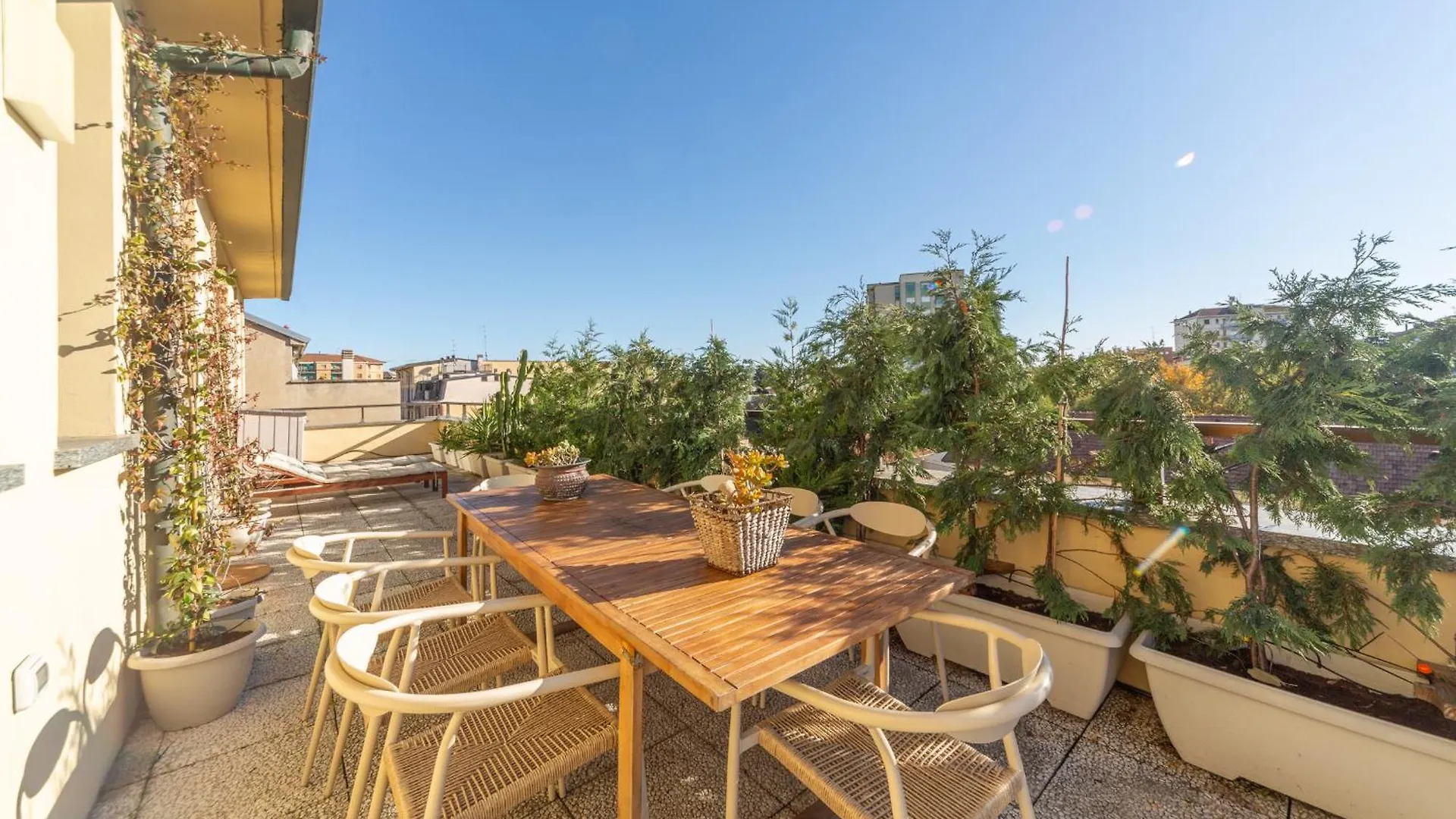 Lejlighed Casa Madera With Lovely Terrace Milano Italien