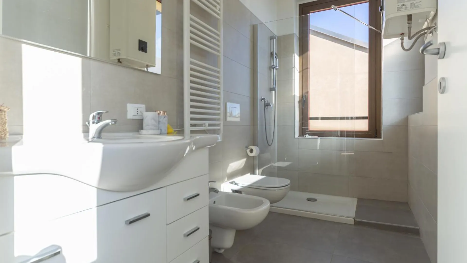 Casa Madera With Lovely Terrace Milano 0*,